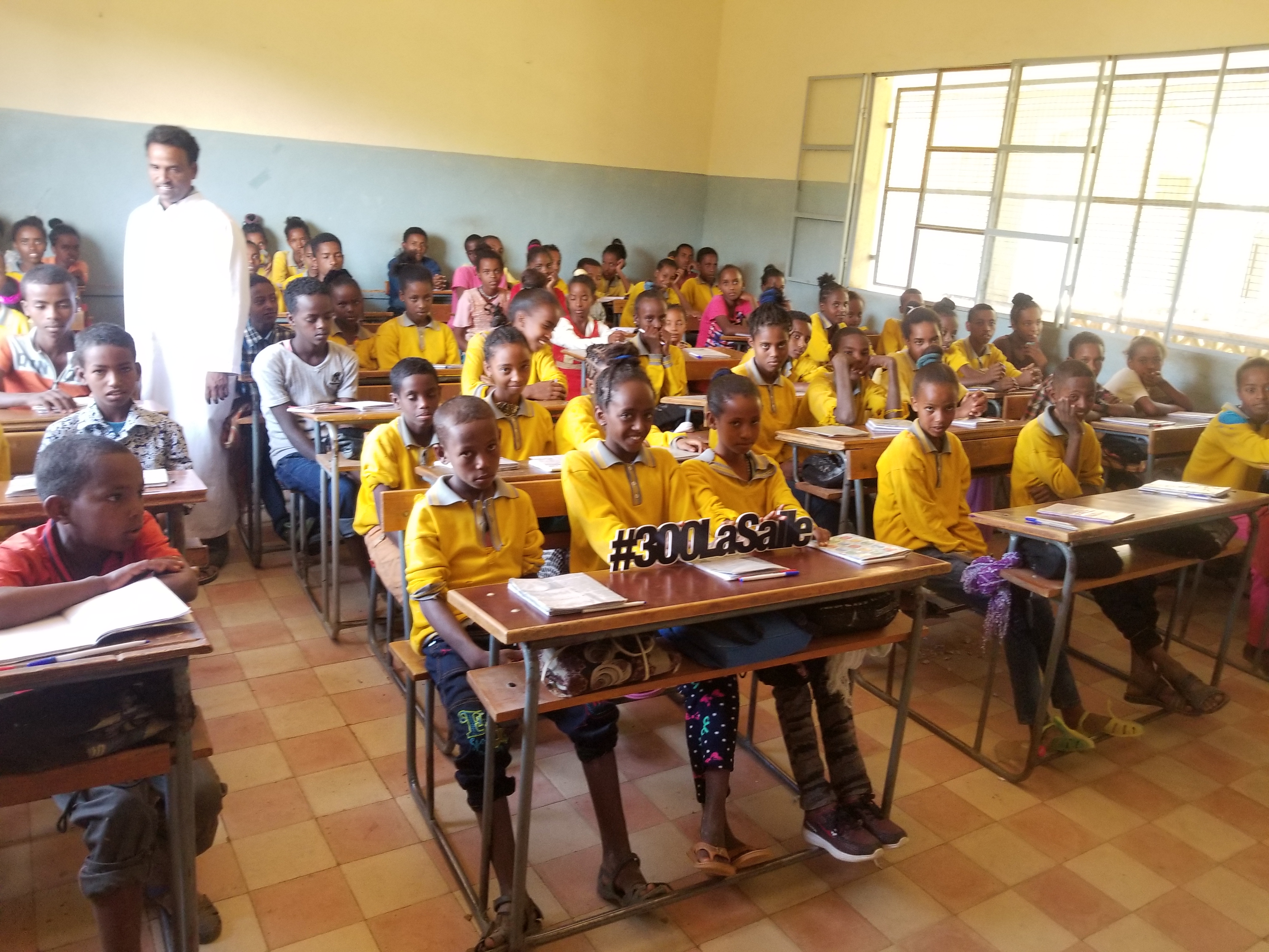 Teacher engaging one-on-one with a student